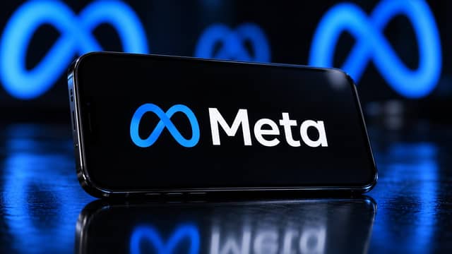 Meta Revises Terms After Concerns Over Website Content for AI Training